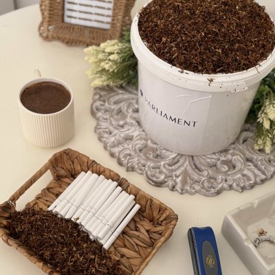 Tutun Firicel la Galeata Parliament Negru